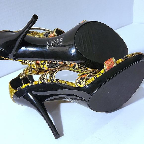 Python Stilletos by Michael Antonio - Picture 8 of 11